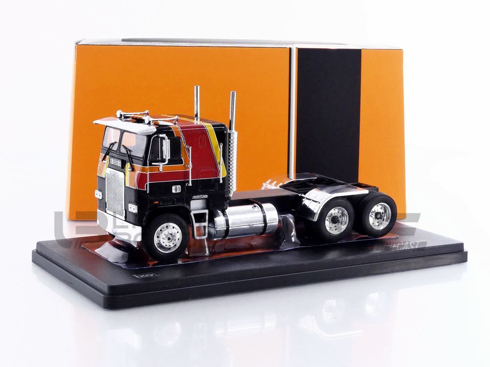 IXO 1/43 - Freightliner FLA 1993, Camion Blanc Et Vert, Miniature Neuve