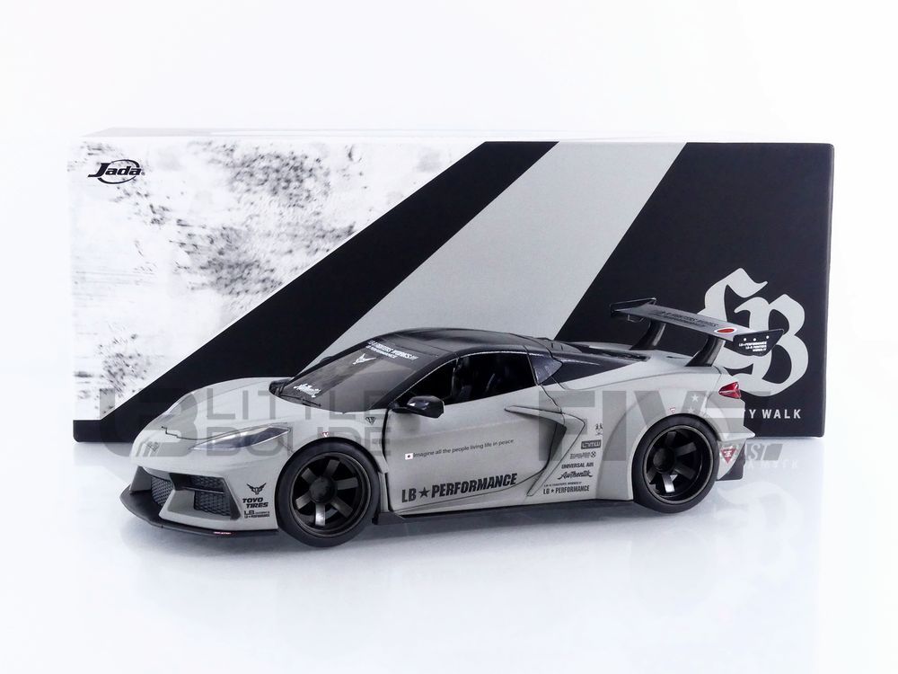 JADA TOYS 1/24 - CHEVROLET CORVETTE C8 LIBERTY WALK 36819S